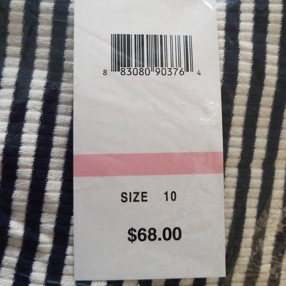 Chetta Be cold shoulder white and Navy stripe nwt - Picture 4 of 4